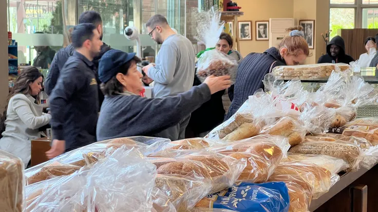 أزمة الوقود والخبز والكهرباء في لبنان: تأثير الحرب