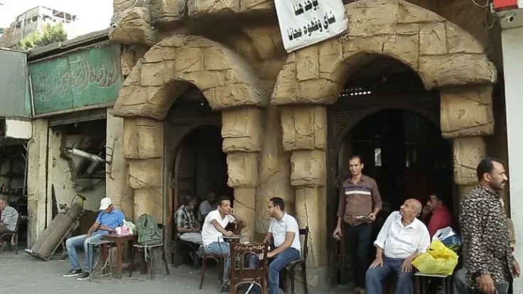 قاموس الشاي في المقاهي المصرية: عالم من الأسماء والطقوس