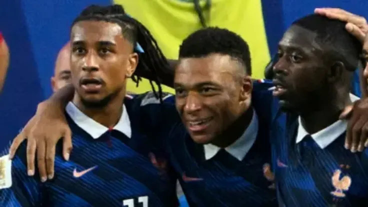 الاتحاد الفرنسي يطالب fifa بإلغاء بطاقة مايكل أوليسيه قبل مواجهة المغرب