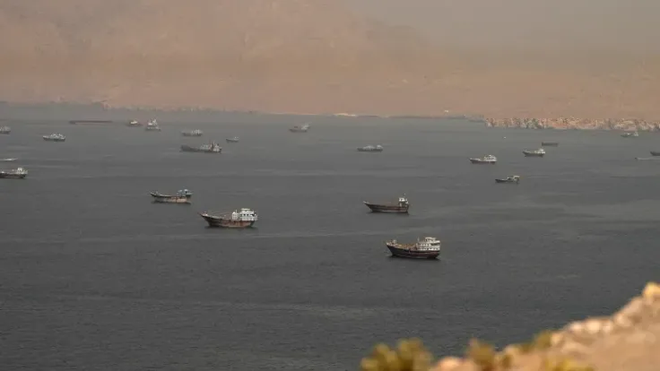 إيران تعيد إغلاق مضيق هرمز رداً على خرق أميركي-إسرائيلي
