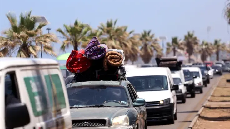 نتنياهو يعرقل عودة النازحين إلى جنوب لبنان رغم اتفاق وقف إطلاق النار