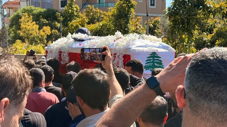استهداف الصحفية آمال خليل.. جريمة موصوفة ضد الصحفيين في جنوب لبنان
