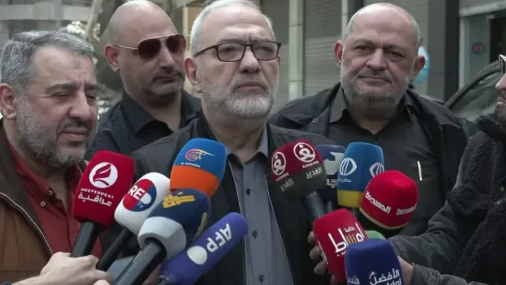 قيادي حزب الله يطالب بانسحاب إسرائيلي فوري من جنوب لبنان