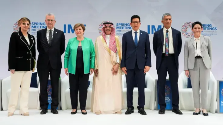 وزير المالية السعودي: استعادة تدفق السلع تستغرق أشهرا