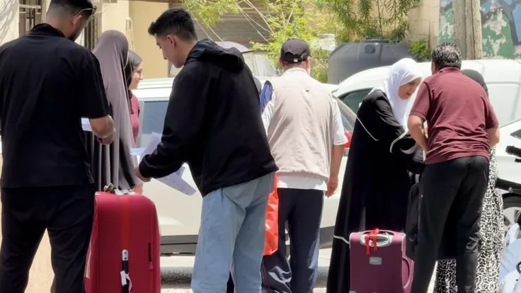 لبنان يعيش موسم حج استثنائي وسط الحرب الاقتصادية