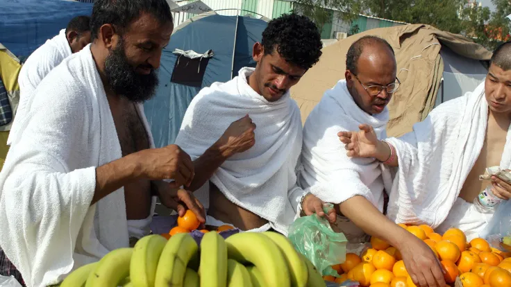 ستة أطعمة يجب تجنبها في الحج لتفادي الإرهاق وفقدان الطاقة