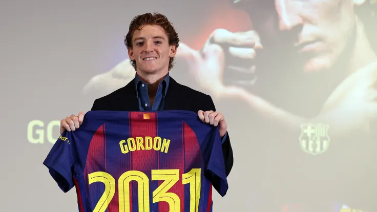 برشلونة تعزز صفوفها بمحاولات مروعة في الميركاتو الصيفي 2026