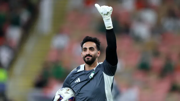 محمد كنو يطمئن جماهير الأخضر حول حالة نواف العقيدي بعد إصابته في مباراة الكويت