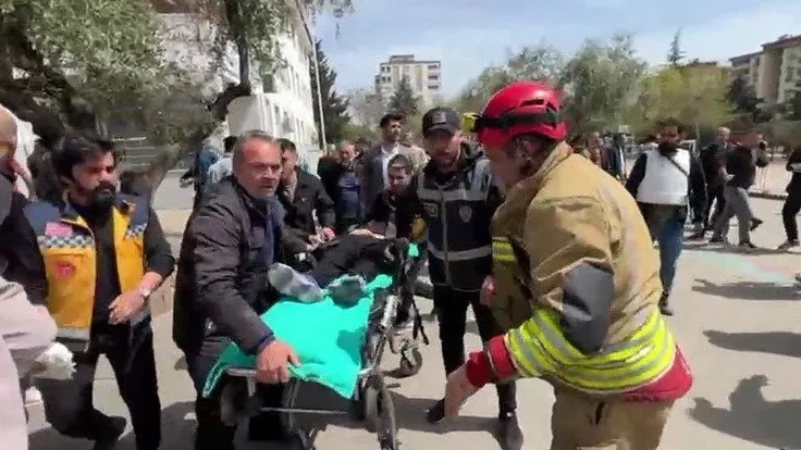 حادثتا العنف المدرسي في تركيا: تسليح فردي ووصول سهل للأسلحة