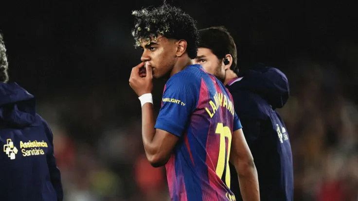 يامال يغيب عن برشلونة حتى نهاية الموسم.. فليك يكشف عن موقفه من كأس العالم 2026