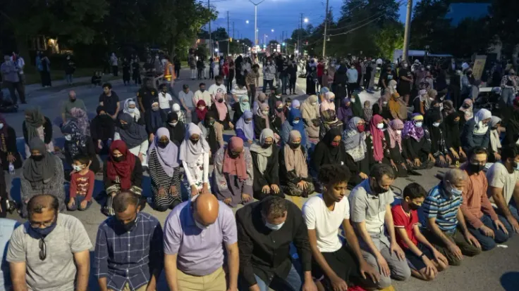 مسلمو كندا يطالبون الحكومة بمكافحة الإسلاموفوبيا