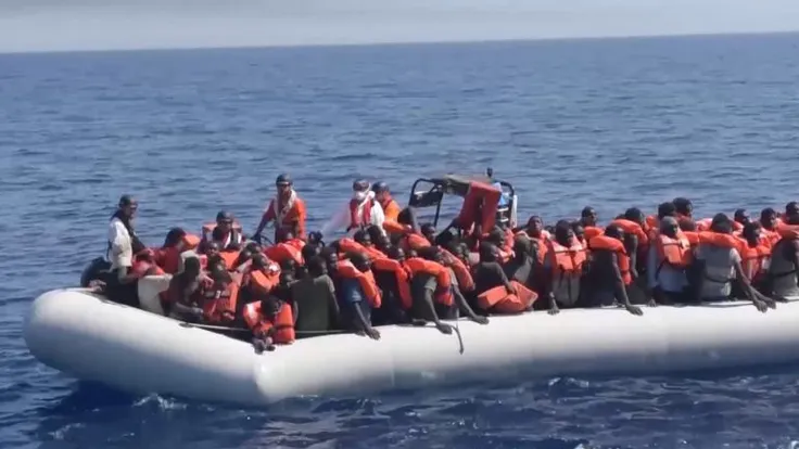 8 آلاف شخص يضحيون بالحياة في طرق الهجرة العالمية