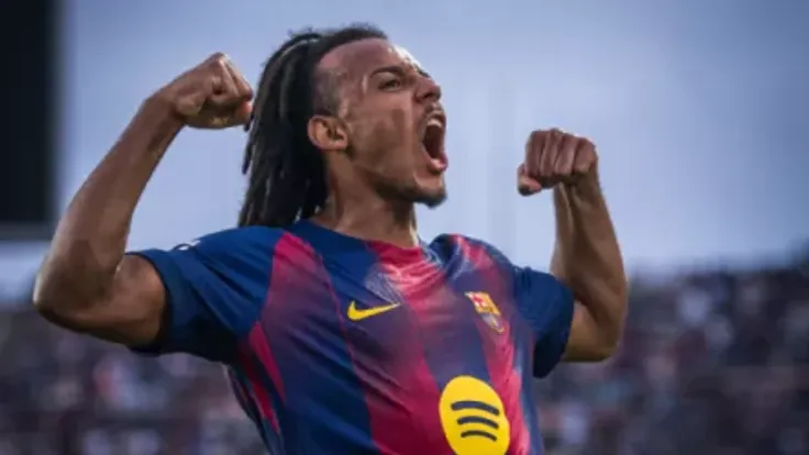 برشلونة يُوضح موقفه من رحيل جوليس كوندي إلى مانشستر يونايتد