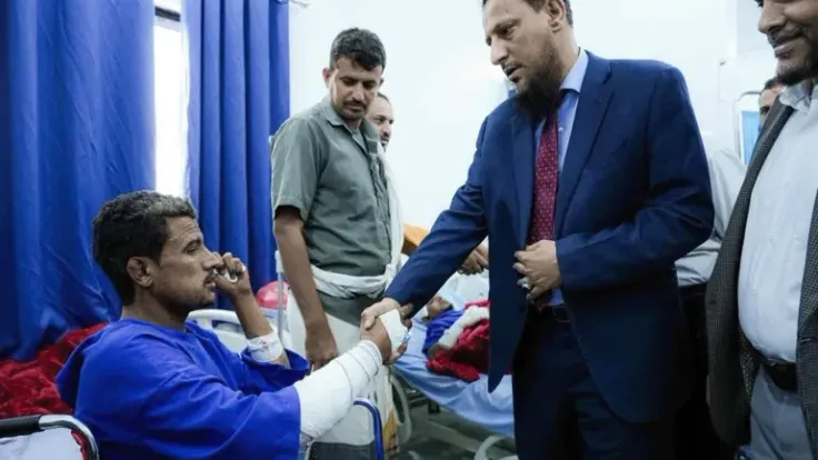 انفجار في معسكر ألوية العمالقة بعدن يسفر عن قتلى وجرحى