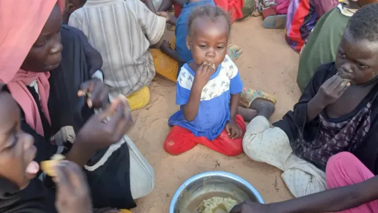 أمهات السودان في مواجهة الحرب: ولادات تحت القصف والرصاص