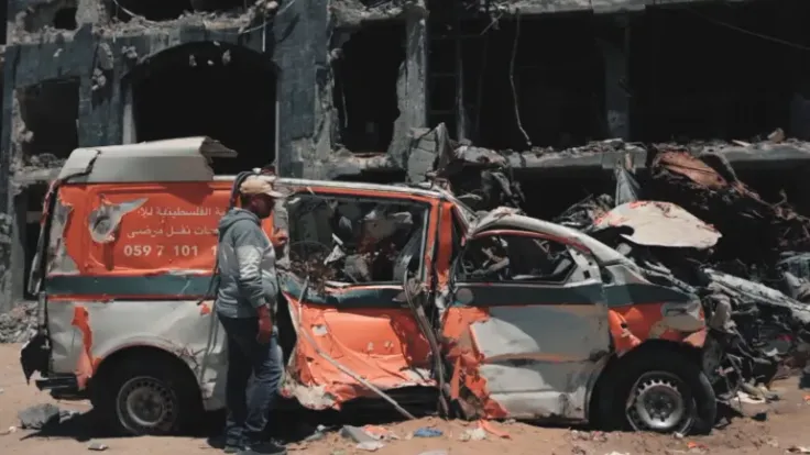 استهداف الطواقم الطبية في غزة.. شهادات عن التعذيب والاعتقال