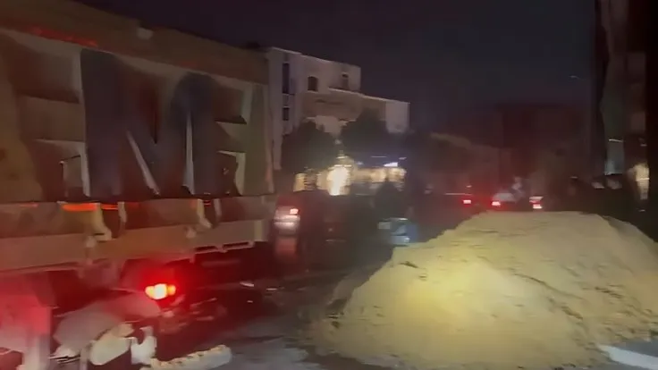 إغلاق مرافق الطيران والكهرباء في طرابلس ضمن عصيان مدني متصاعد
