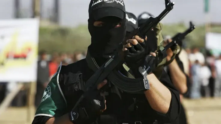 بند السلاح يتفق عليه فصائل: حصر وتخزين الأسلحة في خطة ملادينوف