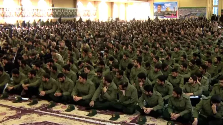 صراع السلطة بين الحرس الثوري والساسة على صنع القرار في طهران