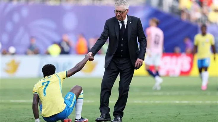 كأس العالم 2026.. أنشيلوتي يعلق على ركلة جيماريش ويؤكد بقاءه مع البرازيل