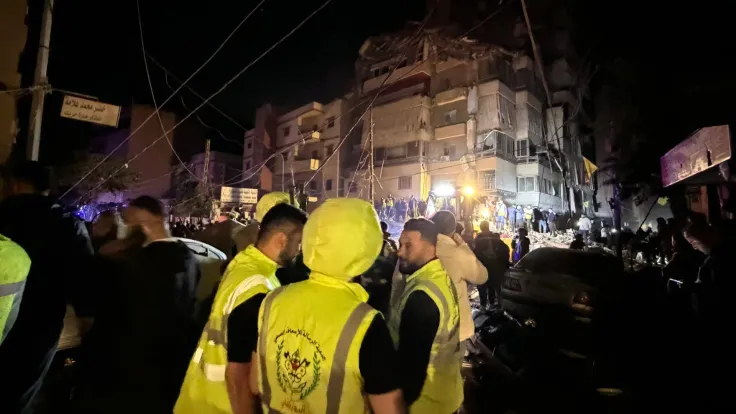 إيران: الحسم بين التفاوض والصراع، إسرائيل تواجه قائد الرضوان بعد ضربة على بيروت