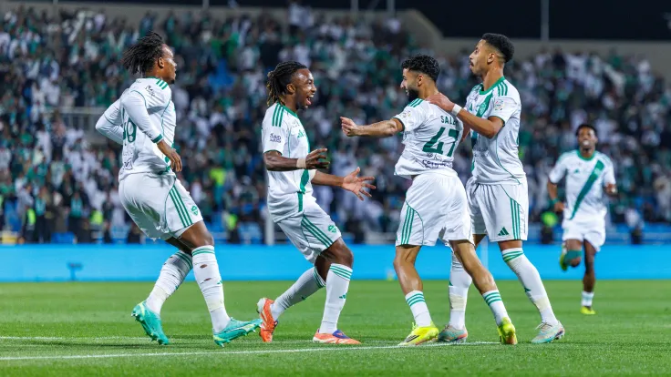 سخرية صحفي من فوز الأهلي تتحول إلى نقاش حول تاريخ النادي في دوري روشن السعودي