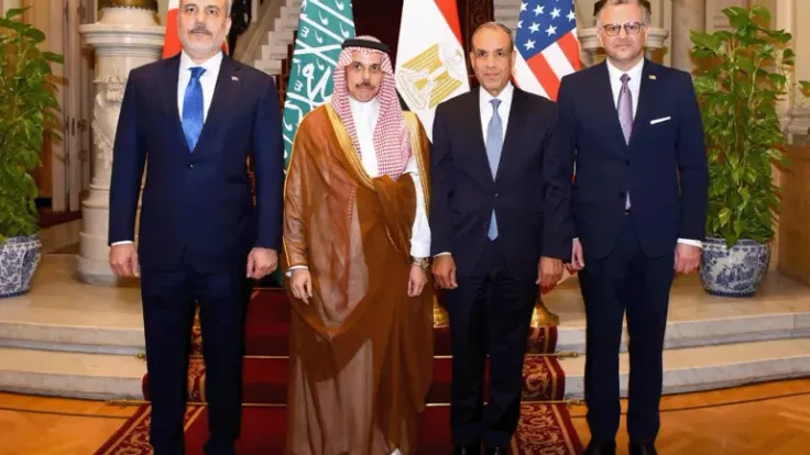 اجتماع رباعي بالقاهرة يحدد مسار خفض التوترات الإقليمية والملف الإيراني