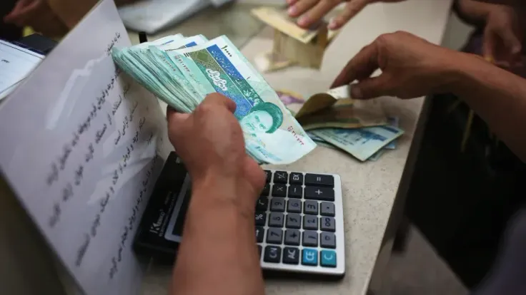 إيران: 100 مليار دولار أصول مجمدة في الخارج