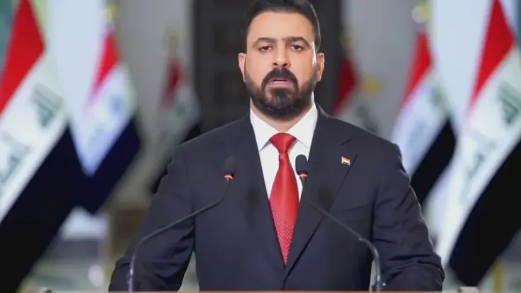 الزيدي يتعهد بمحاربة الفساد وحماية سيادة العراق في أولويات حكومته