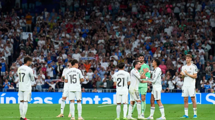 ريال مدريد: فلورنتينو بيريز يعلن الصفقة الأولى خلال ساعات