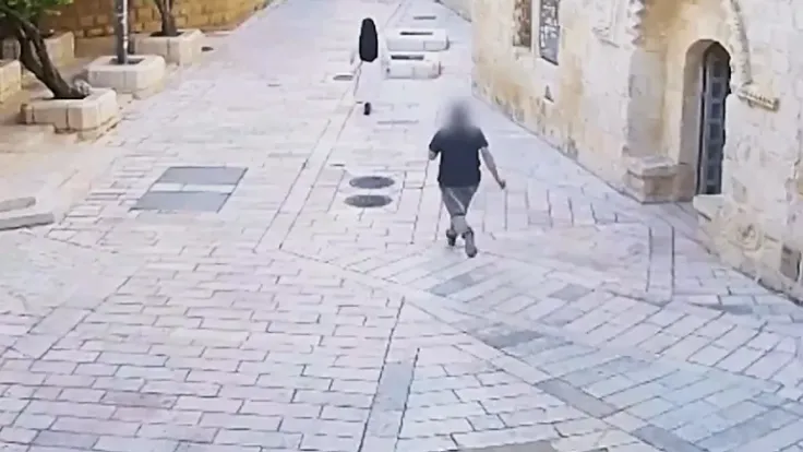 اعتداء مستوطن على راهبة فرنسية بالقدس يفجر غضبا عارما
