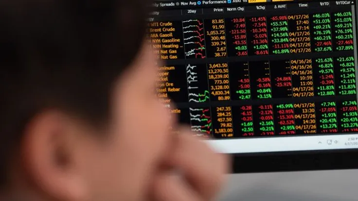 صفقات نفطية مريبّة قبل إعلان هرمز: هل يقرأ بعض المتعاملين المشهد قبل الجميع؟