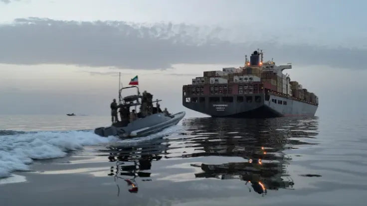 وزير الطاقة الأمريكي يتوقع استئناف الملاحة في هرمز خلال الصيف