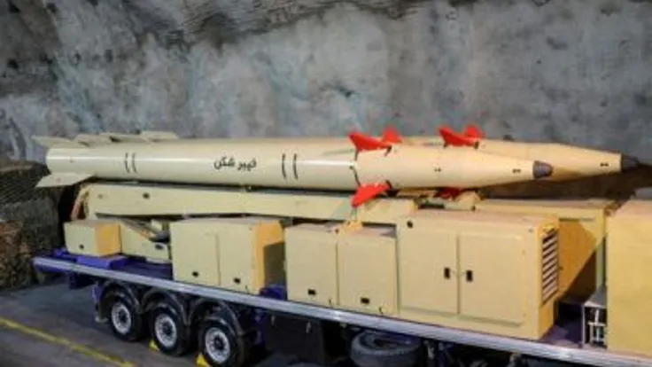 إيران تعزز اعتمادها على صاروخ "خيبر شكن" في مواجهة القوات الأمريكية