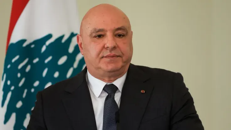 عون يطالب إسرائيل بوقف إطلاق النار ويحدد موقفه من مفاوضات السلام
