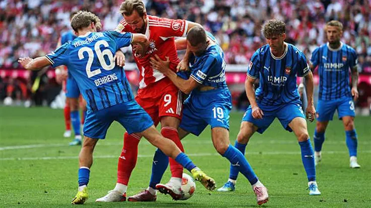 بايرن ميونيخ يتعادل مع هايدنهايم في مباراة مثيرة.. وحسم بطولة الدوري مع تحطيم الأرقام القياسية