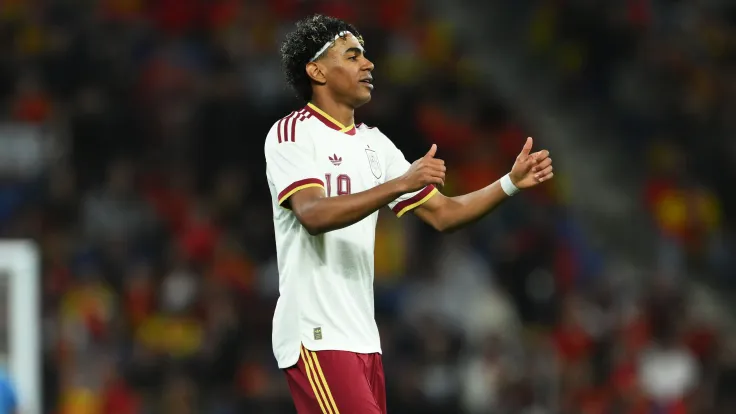 لامين يامال مهدد بالغياب عن مباريات المنتخب الإسباني في كأس العالم