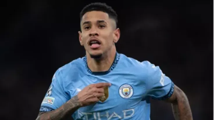 جوارديولا يؤكد استمرار سافينو مع مانشستر سيتي رغم اهتمام أندية الدوري الإنجليزي