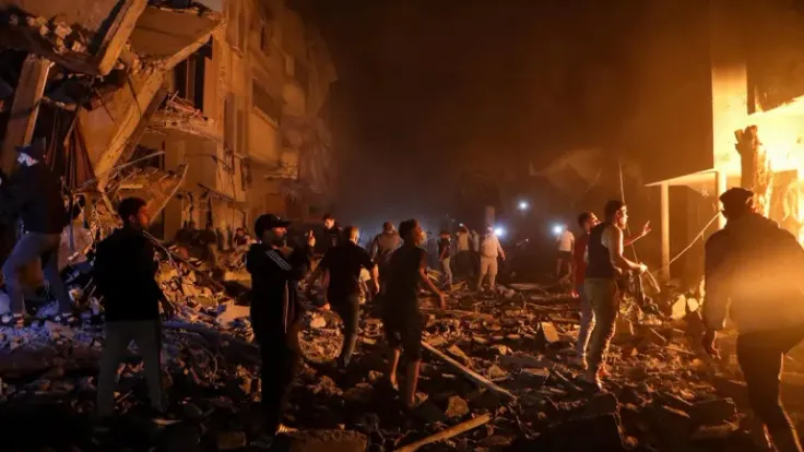 غارة إسرائيلية على غزة: 3 شهداء وعدد من الجرحى في قصف استهدف الشرطة