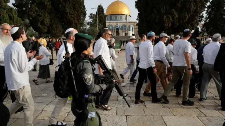 انتهاكات إسرائيلية متزايدة في القدس: 11 شهيدا و25 ألف مستوطن يقتحمون الأقصى
