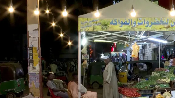 أسواق الخرطوم تعيد النبض التجاري: شارع الحرية يستعيد 80% من قدرته