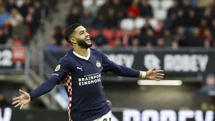 إسماعيل الصيباري يفوز بالحذاء الذهبي في الدوري الهولندي