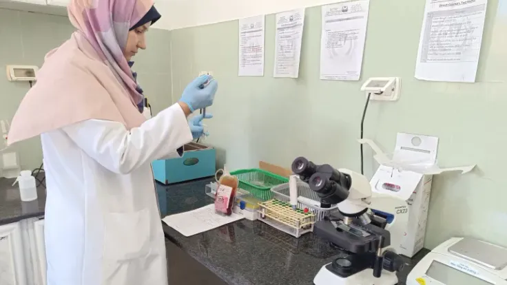 أزمة المواد الطبية في غزة: 86% من مواد الفحص المخبري خارج الخدمة