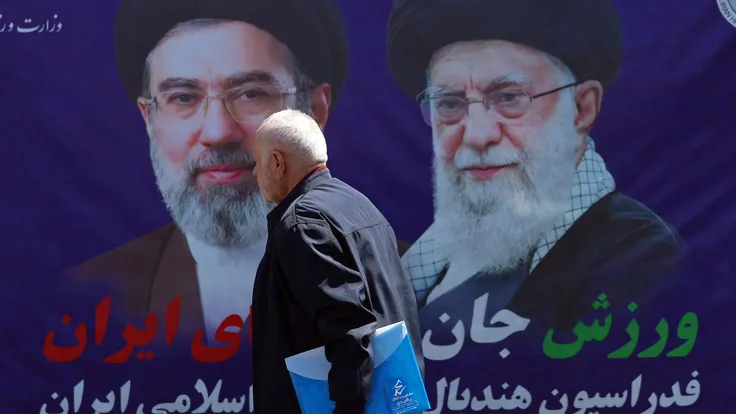 مفاوضات طهران وواشنطن على المحك: بند مثير للجدل يهدد الاتفاق النووي