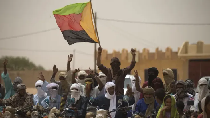تحالف نصرة الإسلام وجبهة تحرير أزواد: زواج مصلحة أم تحول استراتيجي في مالي