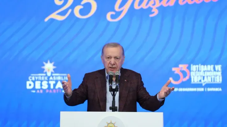 أردوغان يحذر من مخاطر الصهيونية لتركيا ويدافع عن الحجاب