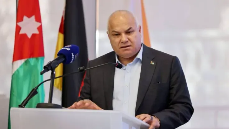 استقالة وزير العمل الأردني خالد البكار بسبب تضارب المصالح
