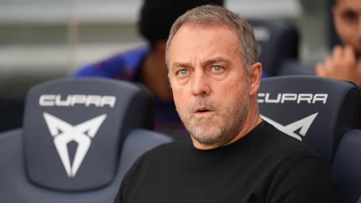 منبوذ الهلال يقود ميركاتو برشلونة.. 4 نجوم على حافة الهاوية