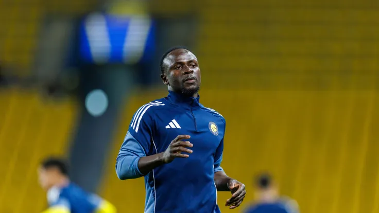 ساديو ماني يحقق رقمًا قياسيًا ويقود النصر لدور نصف النهائي