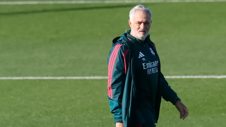 المورينيو يستعد للكلاسيكو الثاني مع ريال مدريد أمام برشلونة